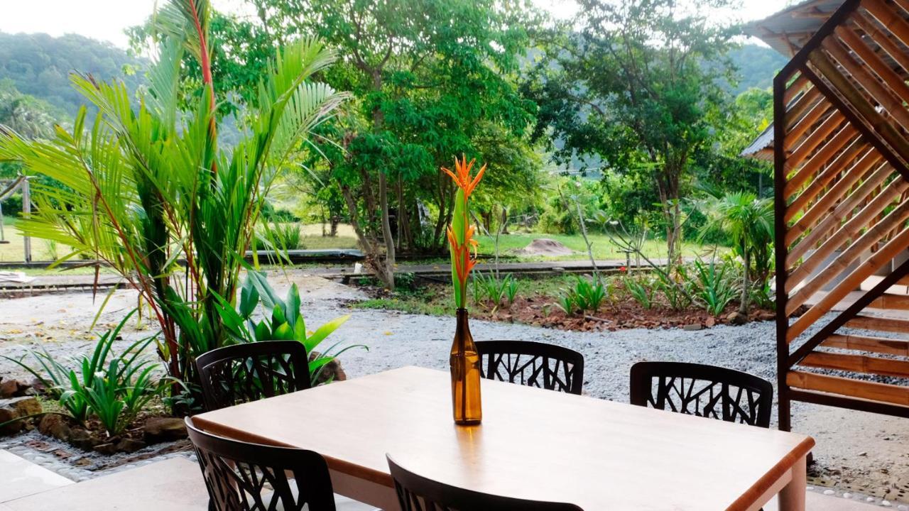 Bamboo Cottage Langkawi Pantai Cenang  Exterior photo